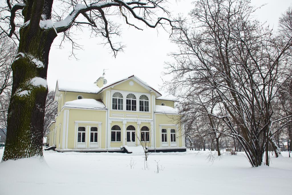 Dwor Na Wolicy Hotel Dębica Eksteriør billede