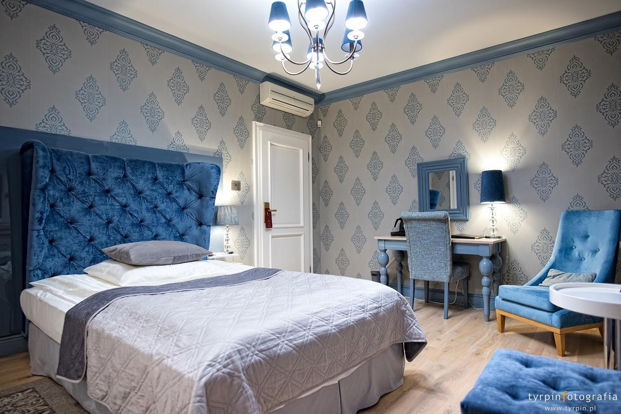 Dwor Na Wolicy Hotel Dębica Eksteriør billede